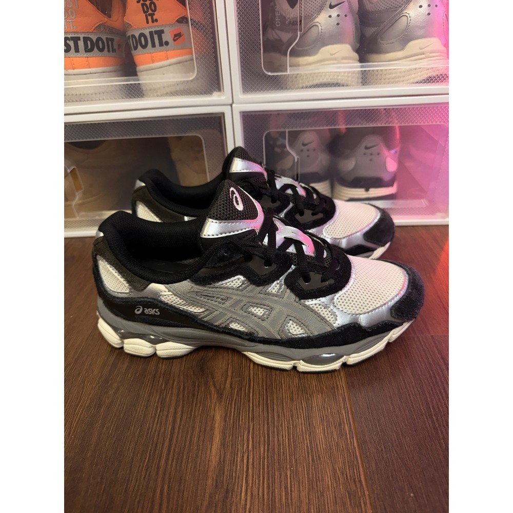 Size 6.5 - ASICS Gel NYC Black Ivory Grey Men's Running Shoes